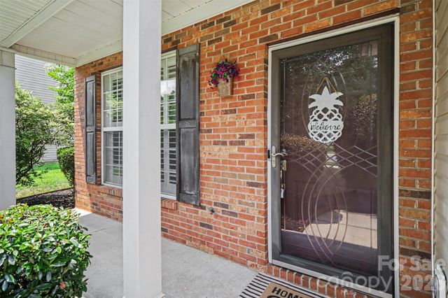 717 Pawley Drive, Charlotte, NC 28214