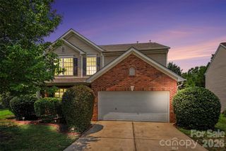 717 Pawley Drive, Charlotte, NC 28214