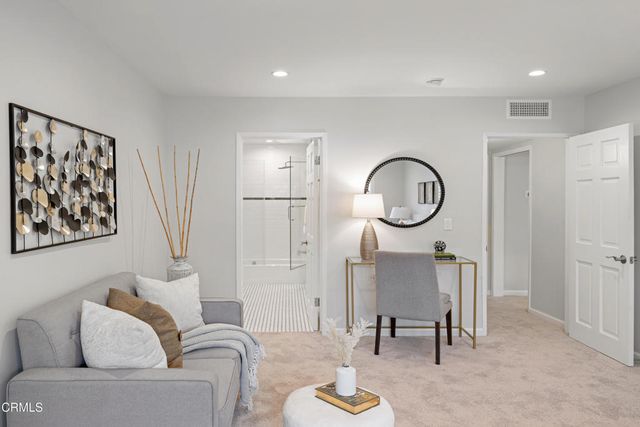 420 S Madison Avenue 203, Pasadena, CA 91101