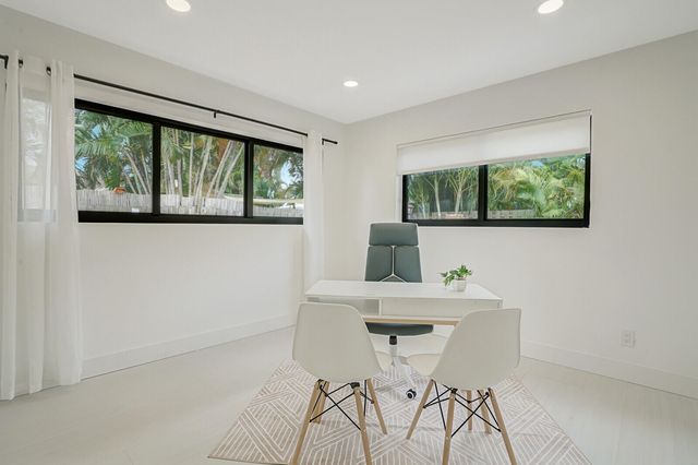 1333 SE 8th Street, Deerfield Beach, FL 33441