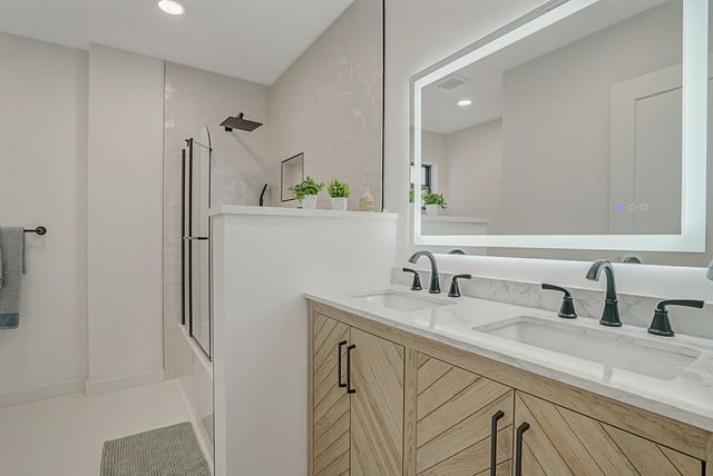 1333 SE 8th Street, Deerfield Beach, FL 33441