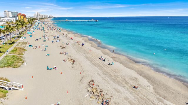 1333 SE 8th Street, Deerfield Beach, FL 33441