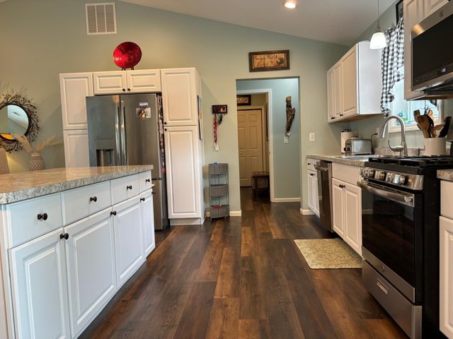 6210 Winding Drive NW, Bemidji, MN 56601