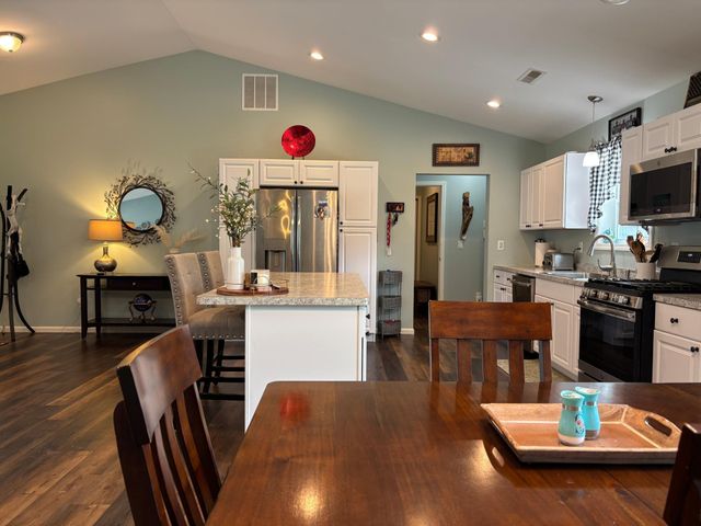 6210 Winding Drive NW, Bemidji, MN 56601