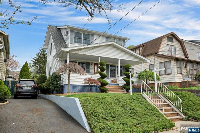 611 5th Avenue, Lyndhurst, NJ 07071