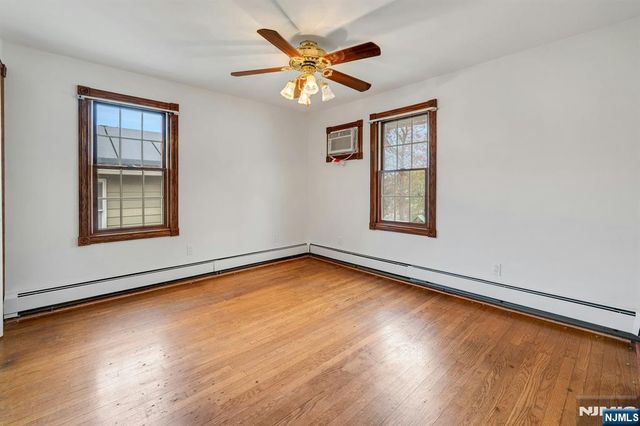 611 5th Avenue, Lyndhurst, NJ 07071