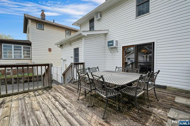 611 5th Avenue, Lyndhurst, NJ 07071