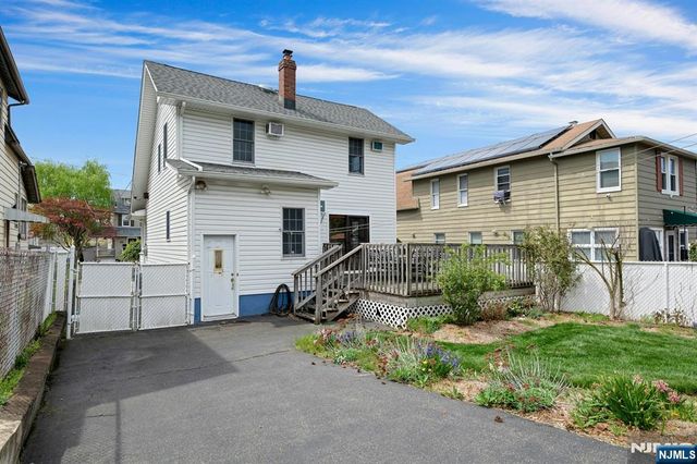 611 5th Avenue, Lyndhurst, NJ 07071