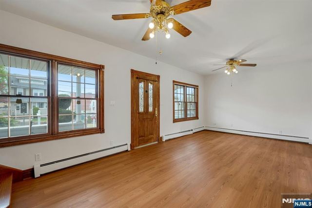 611 5th Avenue, Lyndhurst, NJ 07071