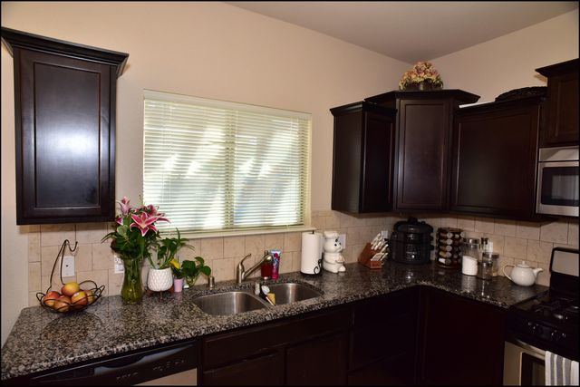 6246 VIALE DEL SOL Avenue, El Paso, TX 79932