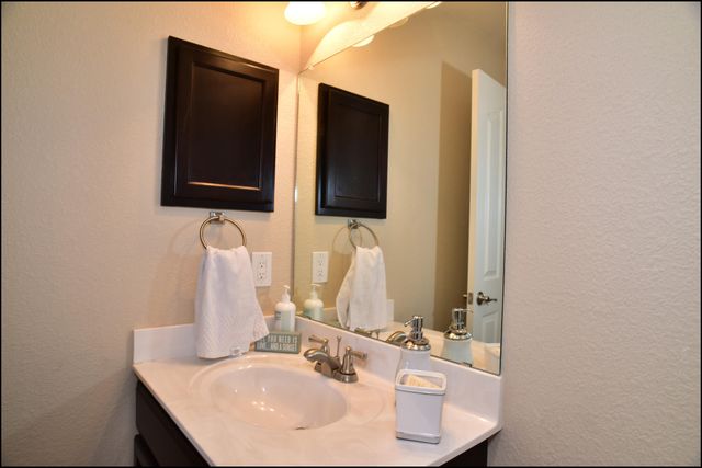 6246 VIALE DEL SOL Avenue, El Paso, TX 79932