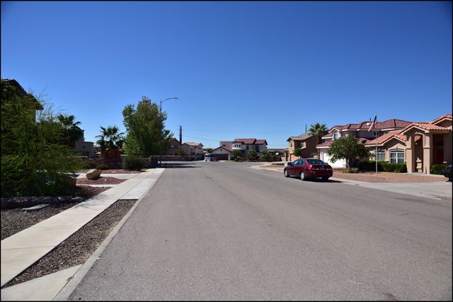 6246 VIALE DEL SOL Avenue, El Paso, TX 79932