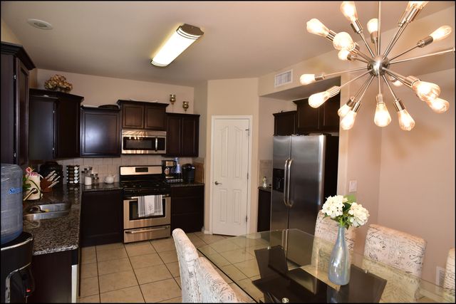 6246 VIALE DEL SOL Avenue, El Paso, TX 79932