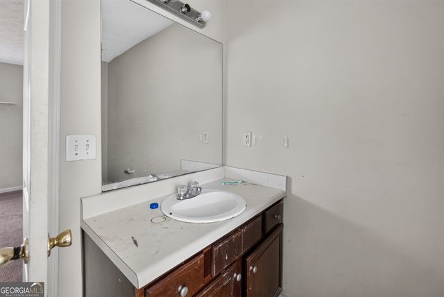 840 Tradd Court, Stone Mountain, GA 30087