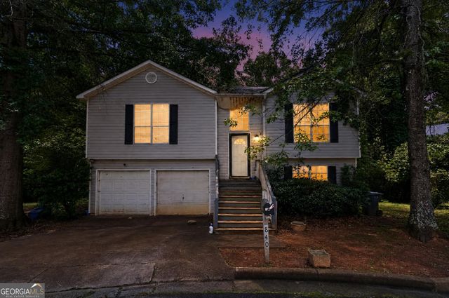 840 Tradd Court, Stone Mountain, GA 30087