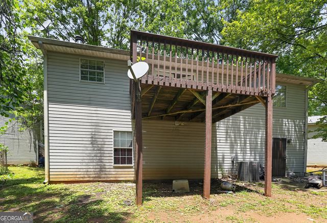 840 Tradd Court, Stone Mountain, GA 30087