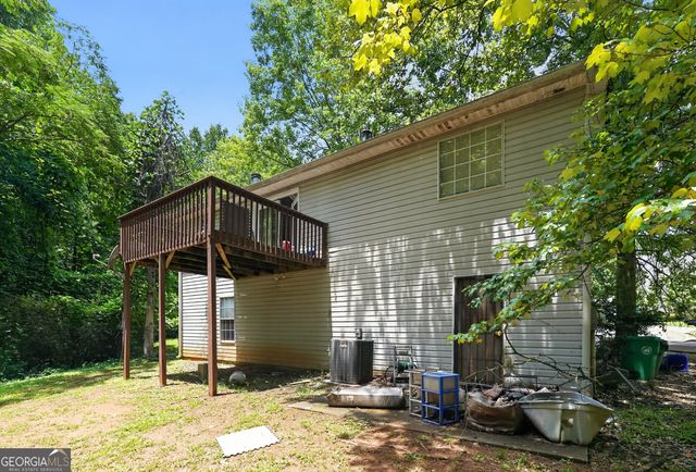 840 Tradd Court, Stone Mountain, GA 30087