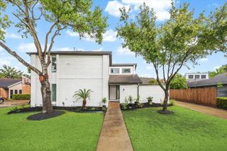 1727 S Kirkwood Road, Houston, TX 77077