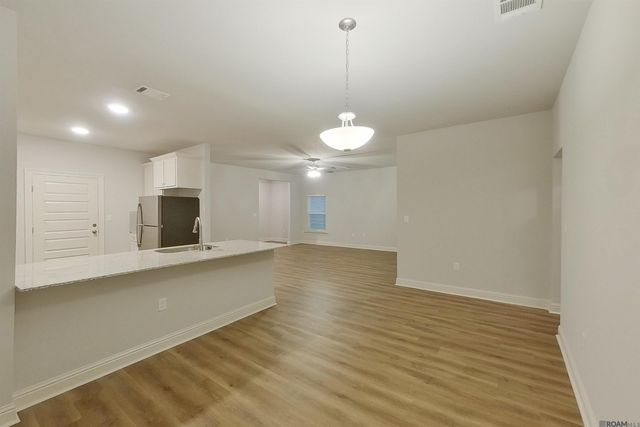 8034 Elliot Rd, Baton Rouge, LA 70817