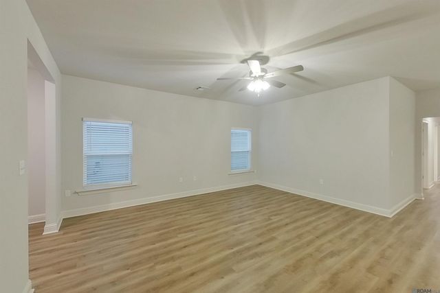 8034 Elliot Rd, Baton Rouge, LA 70817