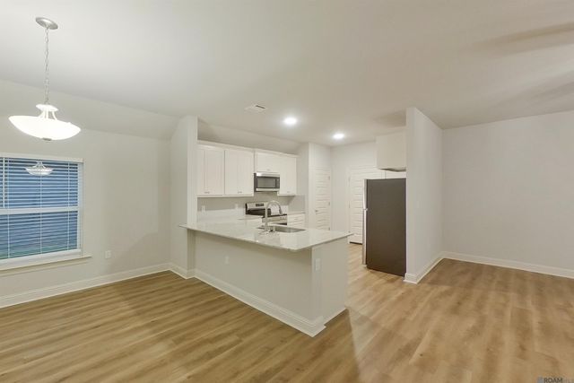 8034 Elliot Rd, Baton Rouge, LA 70817