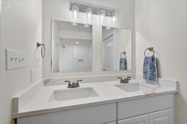 2531 S Mirick Avenue, Denison, TX 75020
