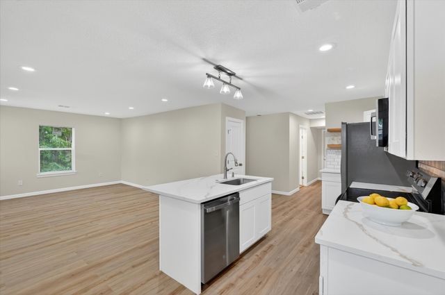 2531 S Mirick Avenue, Denison, TX 75020