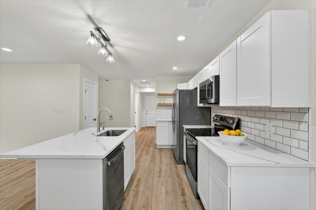 2531 S Mirick Avenue, Denison, TX 75020