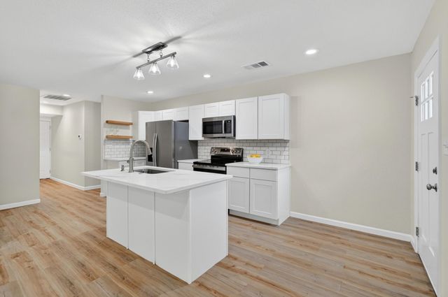 2531 S Mirick Avenue, Denison, TX 75020