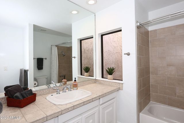 8095 E VIA DEL DESIERTO --, Scottsdale, AZ 85258