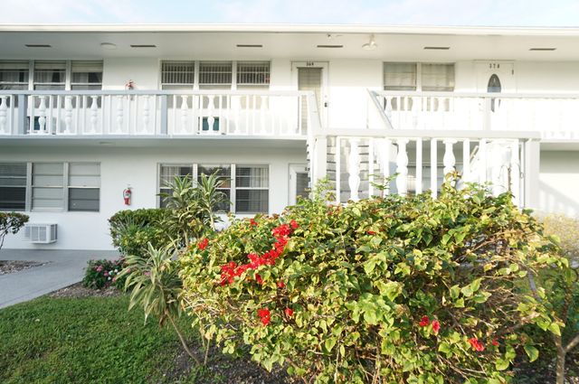 369 Sheffield O 369, West Palm Beach, FL 33417