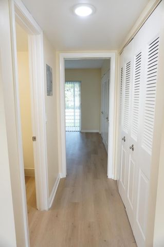 369 Sheffield O 369, West Palm Beach, FL 33417