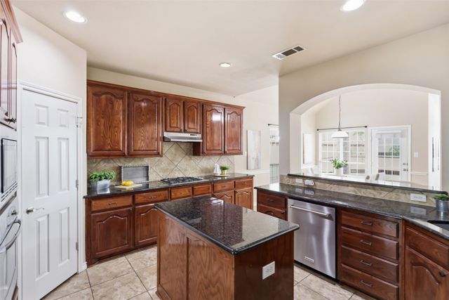 11532 Glen Rose Drive, Frisco, TX 75035