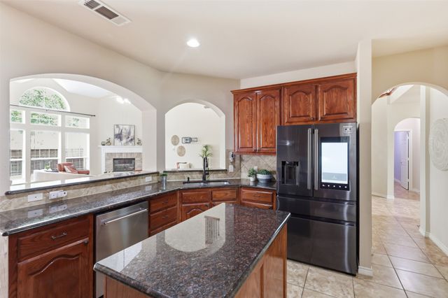 11532 Glen Rose Drive, Frisco, TX 75035