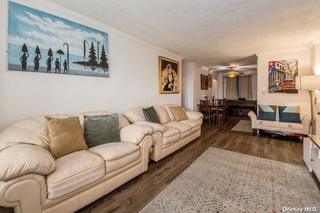 6115 97th Street 5D, Rego Park, NY 11374