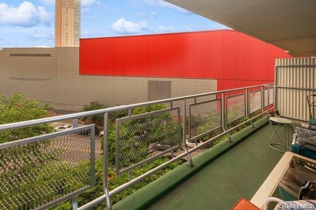 6115 97th Street 5D, Rego Park, NY 11374