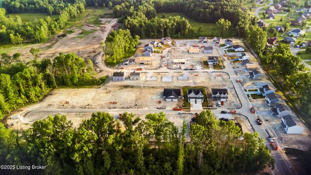 313 Mud Hen Dr, Shepherdsville, KY 40165