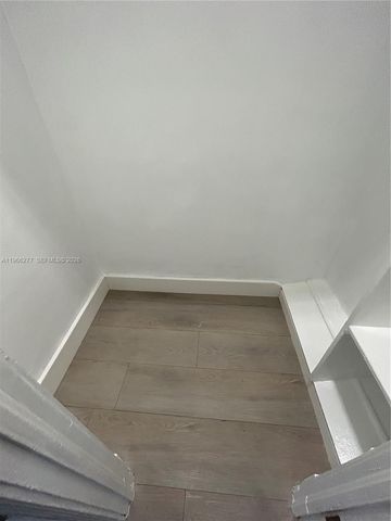 1007 Pennsylvania Ave 14, Miami Beach, FL 33139