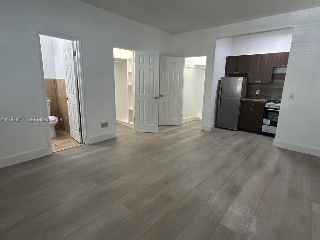 1007 Pennsylvania Ave 14, Miami Beach, FL 33139