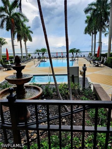 2825 Palm Beach BLVD, Fort Myers, FL 33916