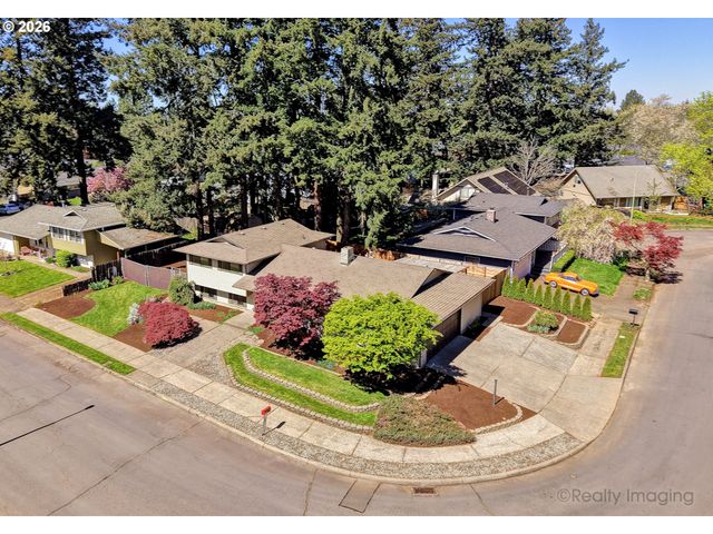 19425 Ne IRVING Ct, Portland, OR 97230