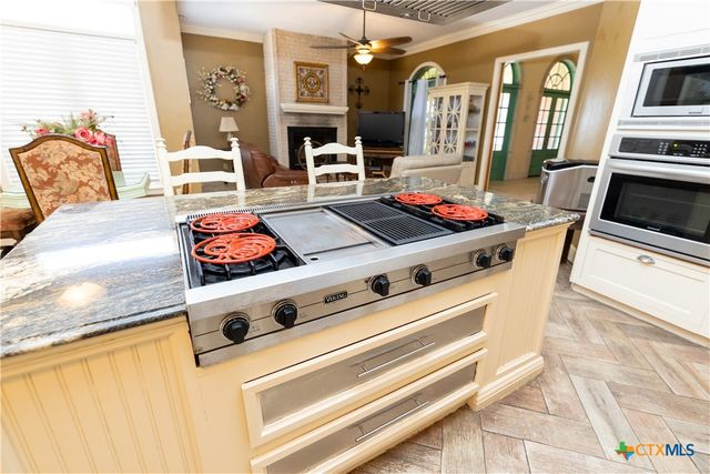 603 CR 438 Road, Yoakum, TX 77995