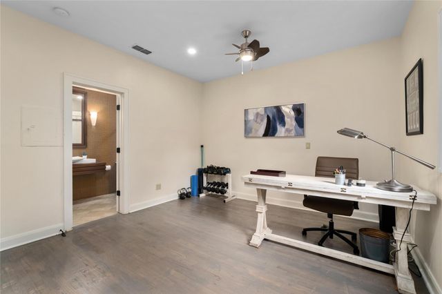 1201 Castle Hill ST 105, Austin, TX 78703