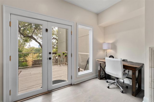 1201 Castle Hill ST 105, Austin, TX 78703