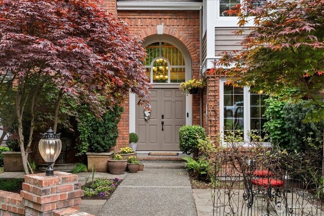 21310 NE 101st Court, Redmond, WA 98053