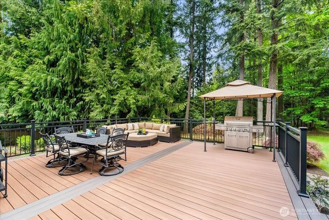 21310 NE 101st Court, Redmond, WA 98053