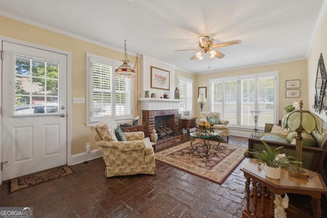 218 Jule Peek Avenue, Cedartown, GA 30125