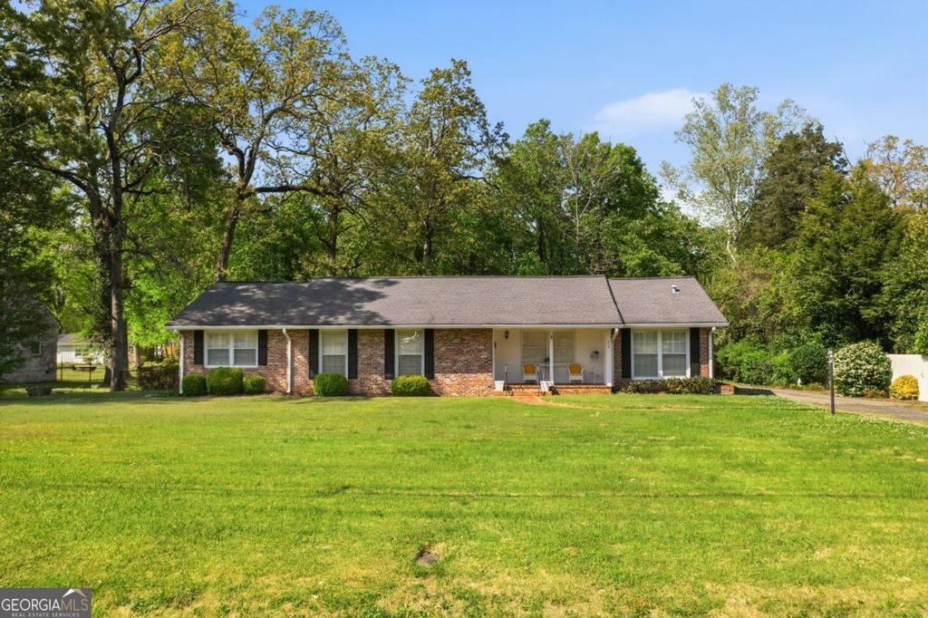 218 Jule Peek Avenue, Cedartown, GA 30125
