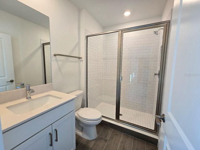 18489 SERENE LAKE LOOP, Lutz, FL 33548