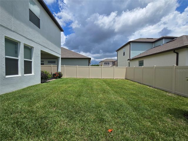 18489 SERENE LAKE LOOP, Lutz, FL 33548